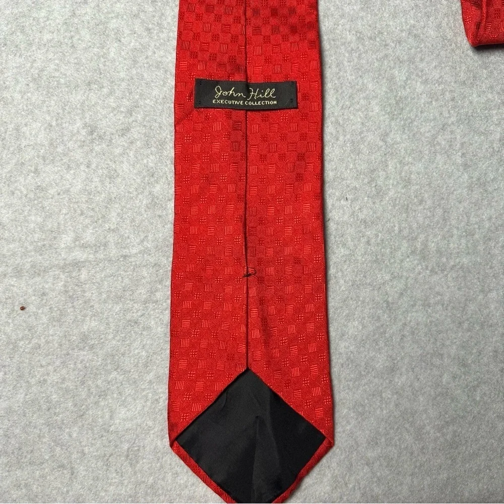 John Hill Executive Collection Red‎ Silk Geometric Pattern Men's Necktie